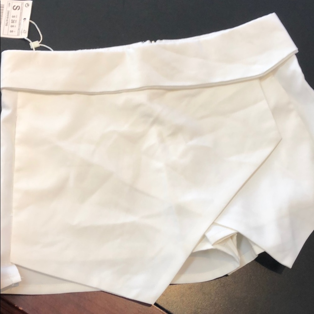 Brand new Zara skort - Picture 4 of 4